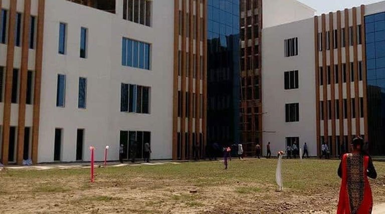 Ad-Din Women's Medical College Hospital